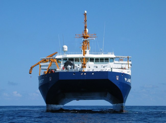Вакансії для моряків: робота в морі